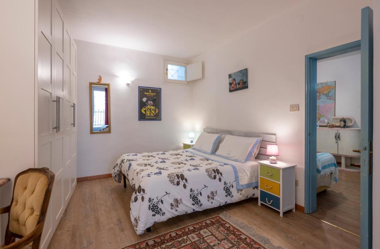 Il Nido Del Canterino Perugia Exterior foto